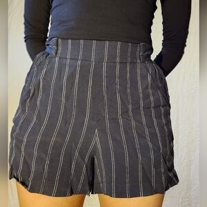 Wilfred Pin Stripe Short